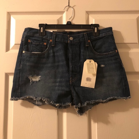 Levi’s 501 High Waisted Denim Shorts - Picture 2 of 6